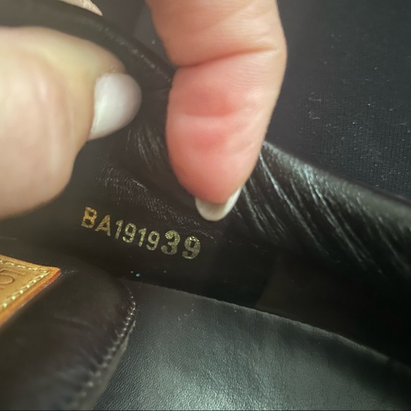 LOUIS VUITTON Brown leather sneakers - Picture 11 of 12